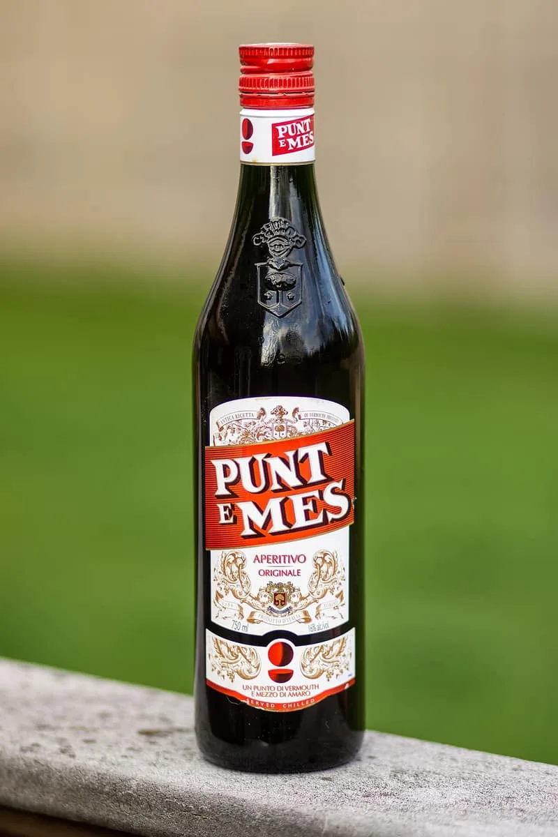 Botella de Carpano Punt e Mes