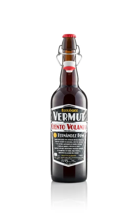 Botella de Vermut Ciento Volando Rojo ecológico de Fernández Pons, cristal ámbar con tapón mecánico y etiqueta negra con banner rojo