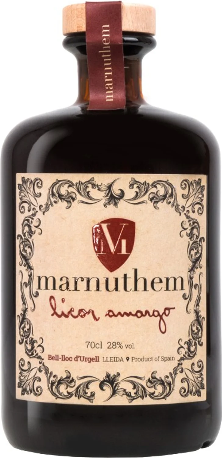 Botella ámbar de Marnuthem Licor Amargo, etiqueta crema con escudo M1, tipografía licor amargo en rojo, 70 cl 28% vol., Bell-lloc d'Urgell
