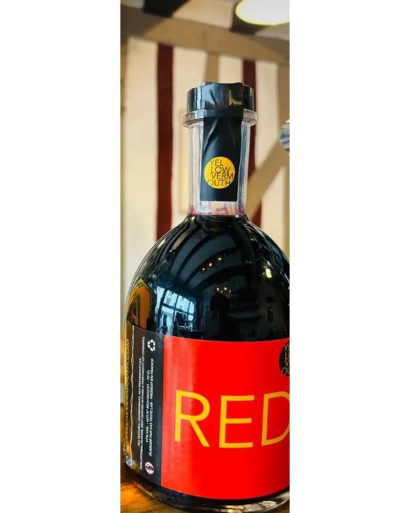 Botella de Yellow Vermouth RED, vermut rojo del Val de Loire