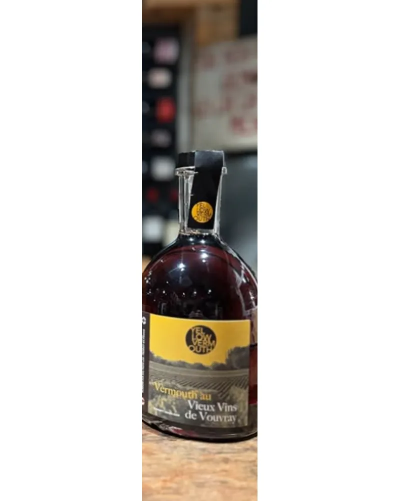 Botella de Yellow Vermouth VVV, vermut au vieux vins de Vouvray